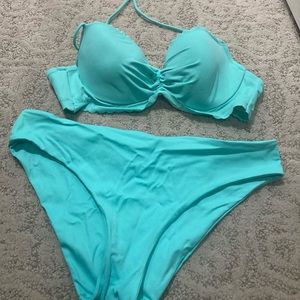 Victoria’s Secret turquoise bikini